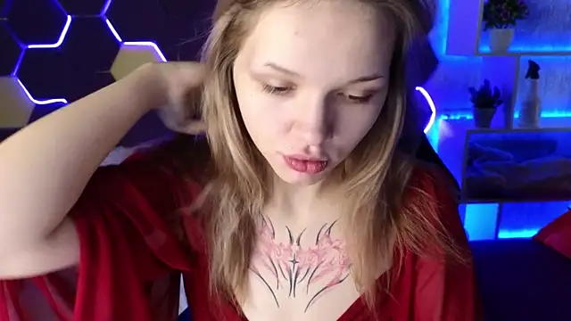 Snapshot of LitaBrom chatting on 15, 12, 2024 LitaBrom online show from 15, 12, 2024