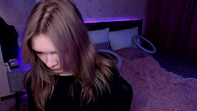 Snapshot of LitaBrom chatting on 18, 12, 2024 LitaBrom online show from 18, 12, 2024