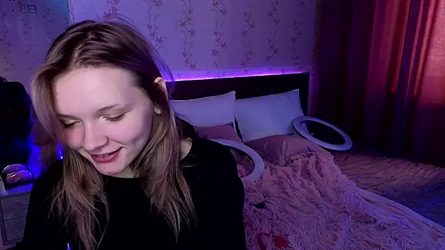 Snapshot of LitaBrom chatting on 18, 12, 2024 LitaBrom online show from 18, 12, 2024