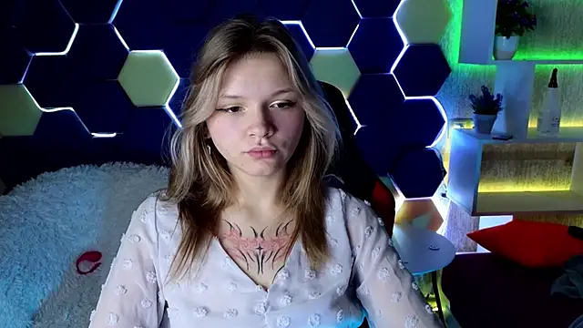 Snapshot of LitaBrom chatting on 29, 12, 2024 LitaBrom online show from 29, 12, 2024