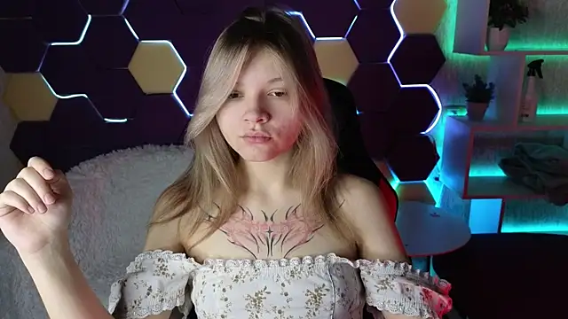 Snapshot of LitaBrom chatting on 30, 12, 2024 LitaBrom online show from 30, 12, 2024