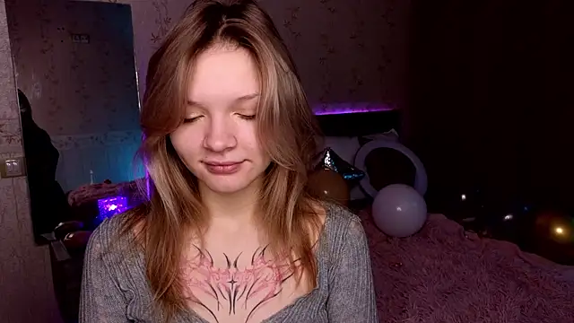 Snapshot of LitaBrom chatting on 13, 1, 2025 LitaBrom online show from 13, 1, 2025