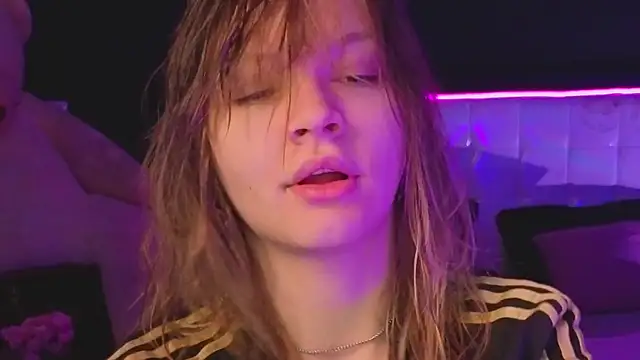 Snapshot of LitaBrom chatting on 26, 11, 2025 LitaBrom online show from 26, 11, 2025