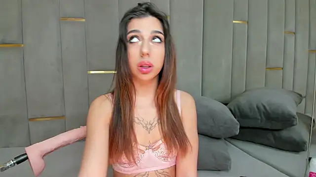 Snapshot of eva_lim chatting on 24, 10, 2025 eva lim online show from 24, 10, 2025