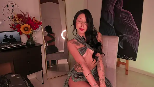 Snapshot of kiihaaru- chatting on 4, 10, 2025 kiihaaru- online show from 4, 10, 2025