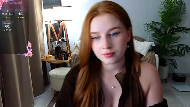 Snapshot of Meow_babe chatting on 28, 9, 2025 Meow babe online show from 28, 9, 2025