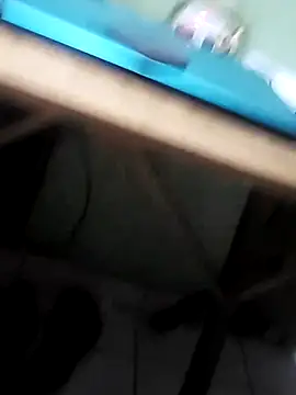 Snapshot of Cris29_84 chatting on 21, 12, 2025 Cris29 84 online show from 21, 12, 2025