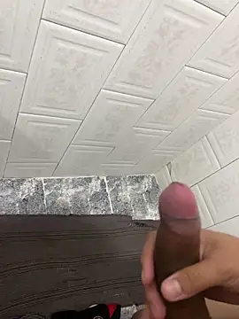 Snapshot of asrrael_22 chatting on 17, 12, 2025 asrrael 22 online show from 17, 12, 2025