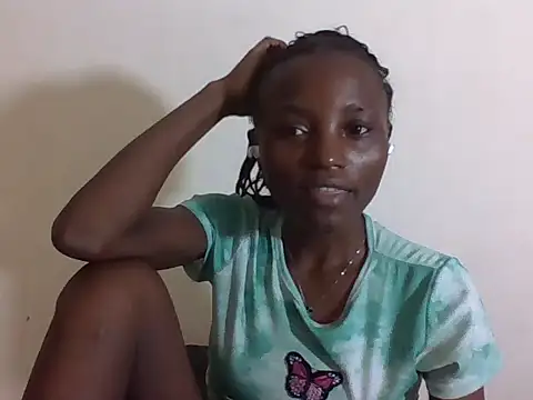 SexyNeedle22 online show from 15, 9, 2025