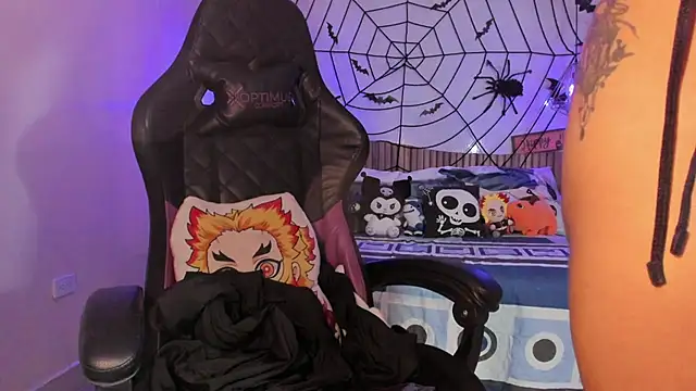 IamNayuta online show from 28, 10, 2025