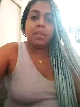 ELLA KELLY online show from 24, 1, 2025