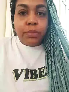 ELLA KELLY online show from 27, 1, 2025