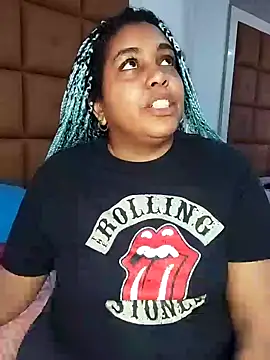 ELLA KELLY online show from 3, 2, 2025