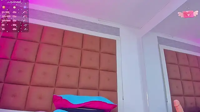 ELLA KELLY online show from 12, 2, 2025