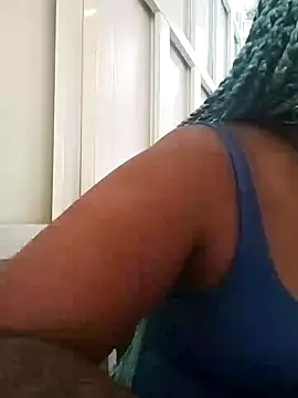 ELLA KELLY online show from 26, 2, 2025