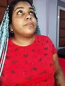 ELLA KELLY online show from 3, 3, 2025