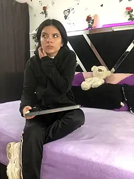 1lovelygirls online show from 2, 10, 2025