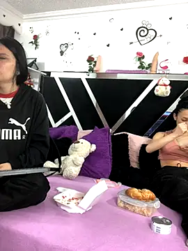 1lovelygirls online show from 6, 10, 2025