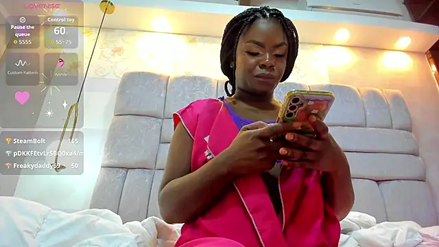 amina west online show from 4, 10, 2025