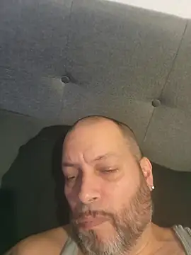Just2much online show from 13, 4, 2026