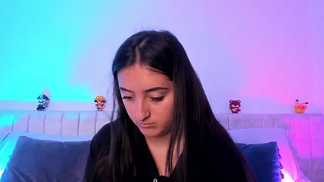 Kathia Morelli online show from 6, 3, 2025