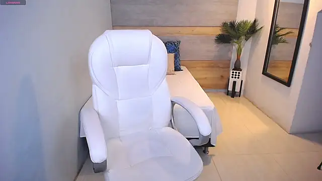 Violetta rainbow online show from 14, 12, 2024