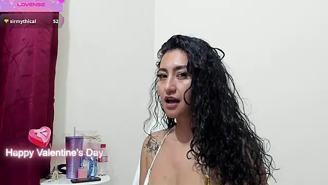 Snapshot of Missmia23 chatting on 28, 2, 2025 Missmia23 online show from 28, 2, 2025