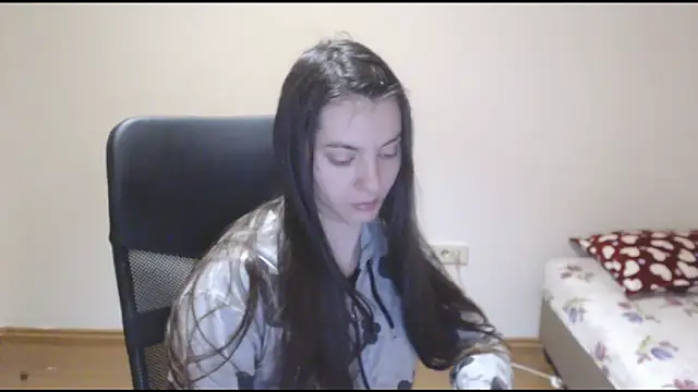 Snapshot of CuteJollie4U chatting on 12, 1, 2025 CuteJollie4U online show from 12, 1, 2025