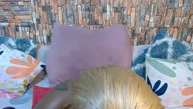 Foxy African online show from 20, 12, 2025