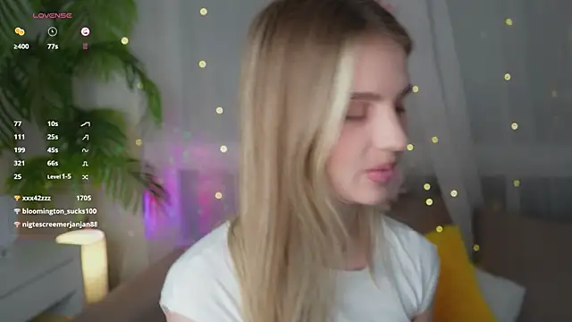 Fluffy-Angel online show from 6, 12, 2024