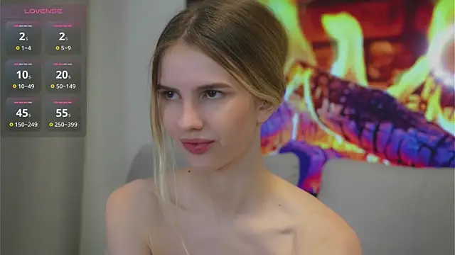 Fluffy-Angel online show from 4, 12, 2025