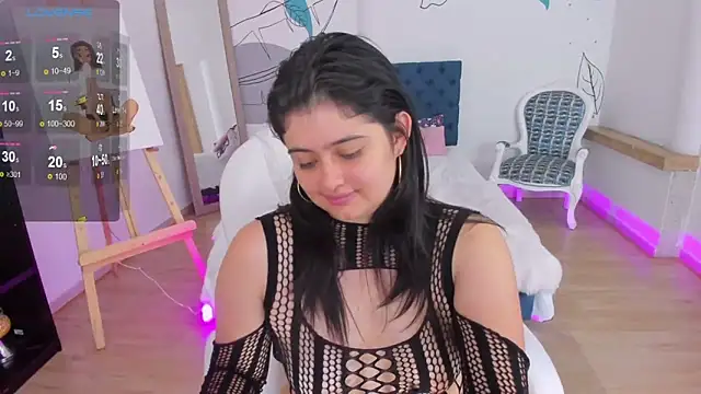 Stephania 18 online show from 30, 1, 2025