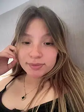 Snapshot of ASLY_MULLERHOT chatting on 26, 12, 2024 ASLY MULLERHOT online show from 26, 12, 2024