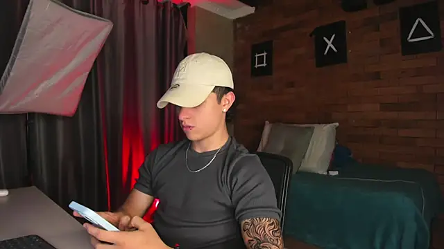 Ares Dickson online show from 16, 2, 2025