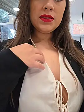 GatitaXD27 online show from 8, 11, 2025