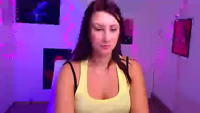 Loren Moa online show from 2, 12, 2024