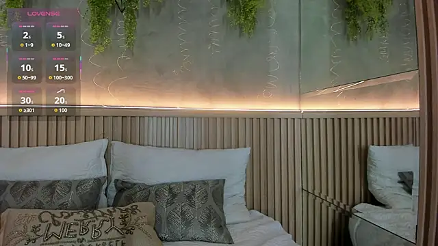 Lana Lann online show from 15, 12, 2025