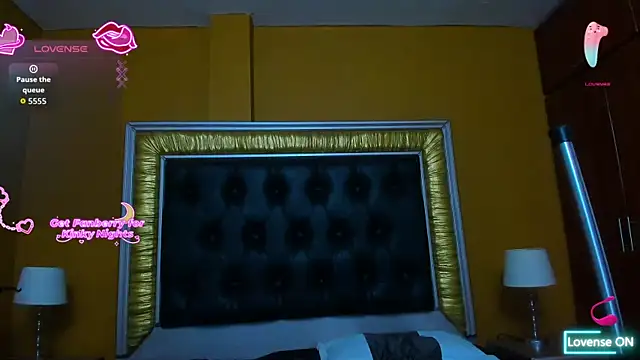 AniEvans  online show from 2, 11, 2025