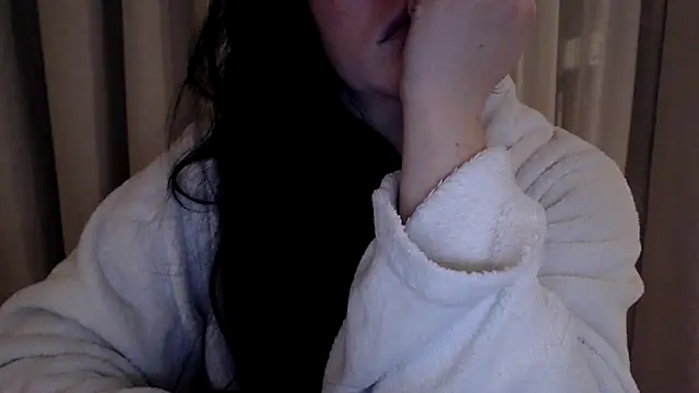 Snapshot of Sandysecret chatting on 12, 3, 2025 Sandysecret online show from 12, 3, 2025