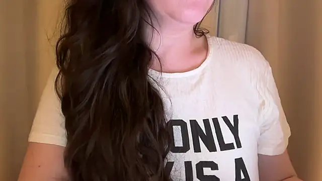 Snapshot of Sandysecret chatting on 10, 6, 2026 Sandysecret online show from 10, 6, 2026