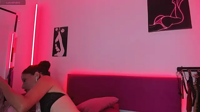 Little Naughtty online show from 12, 2, 2025