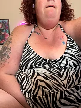 Snapshot of MsStrawbooty chatting on 13, 10, 2025 MsStrawbooty online show from 13, 10, 2025