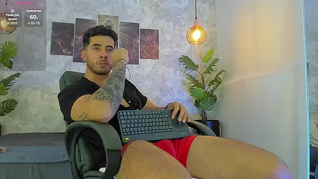 Snapshot of Nate_franco chatting on 11, 2, 2026 Nate franco online show from 11, 2, 2026