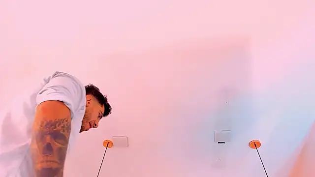 Snapshot of Nate_franco chatting on 19, 2, 2026 Nate franco online show from 19, 2, 2026