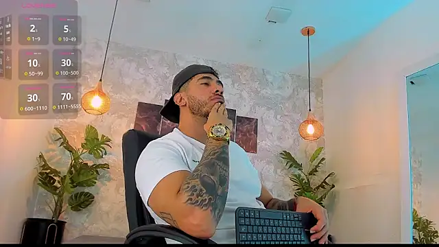 Snapshot of Nate_franco chatting on 12, 6, 2026 Nate franco online show from 12, 6, 2026