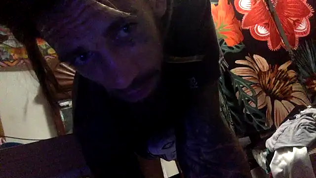 Snapshot of Robriguezxxx chatting on 28, 5, 2026 Robriguezxxx online show from 28, 5, 2026