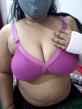 hotlovelygirl online show from 14, 3, 2025