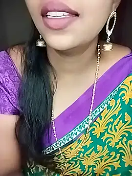 hotlovelygirl online show from 13, 9, 2025