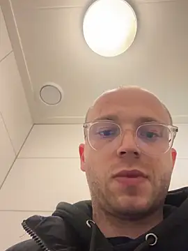 brendonsteamy online show from 5, 5, 2026