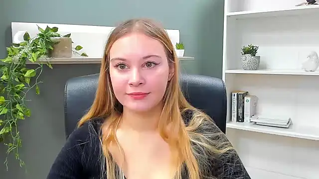 kitty valeria online show from 11, 1, 2025